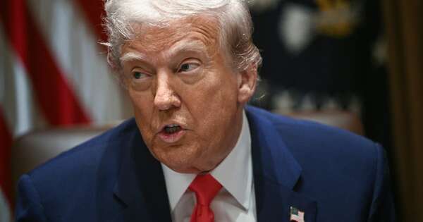 La Nación / Trump ordena aumentar la presión del agua en las duchas