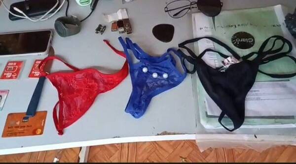 Lo buscaban por el asesinato de su mamá: la Policía lo encontró ¡con una partida de tangas!