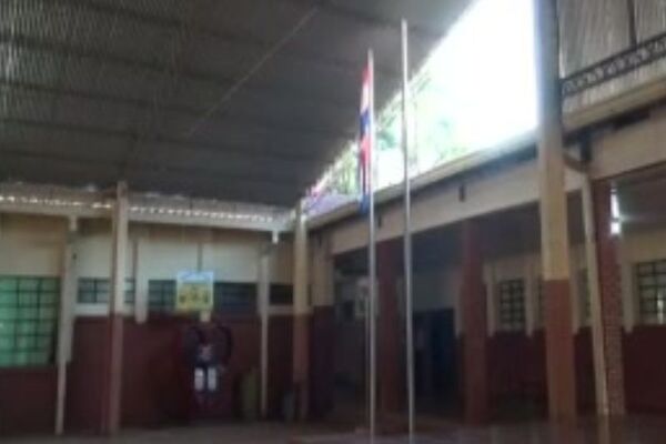 Violencia estudiantil en Encarnación: alumno terminó con fractura de cráneo y ceguera en un ojo - SNT