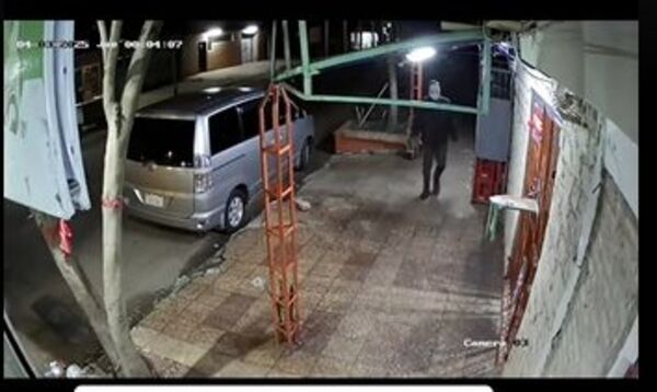 (VIDEO)Susto por “Jason” que recorre las calles de Fernando de la Mora por las noches