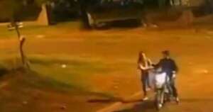 La Nación / Buscan identificar a motociclista que manoseó a una joven que salía de un gimnasio en Itapúa