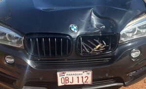 Choque entre camioneta y peatón en Minga Guazú