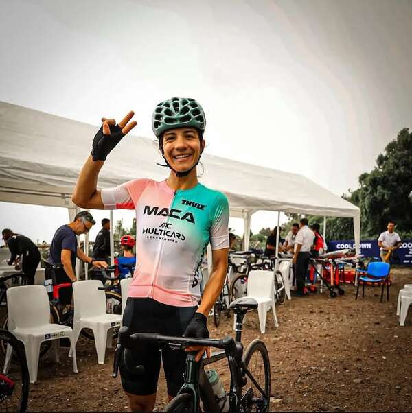Ciclismo: Agua Marina, Top 13 - Polideportivo - ABC Color