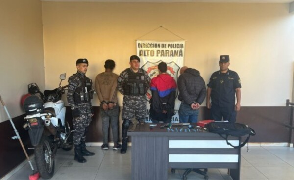 Tres detenidos y varias evidencias incautadas tras un asalto
