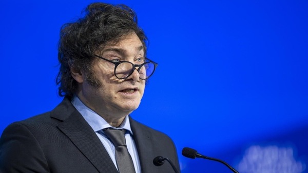 Argentina flexibiliza régimen cambiario gracias a millonario préstamo del FMI - 1000 Noticias