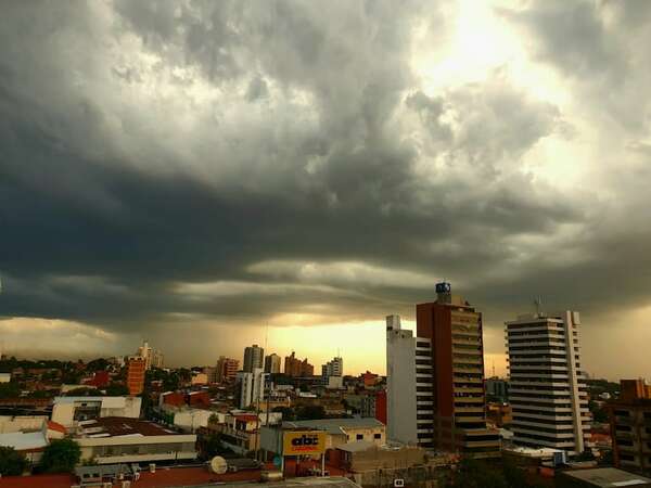 Meteorología: alerta de “fenómenos de tiempo severo” para Asunción y 13 departamentos - Clima - ABC Color