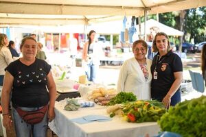 Feria “Del Campo a tu Mesa” reunió a decenas de emprendedoras y agotó productos en Semana Santa - ADN Digital