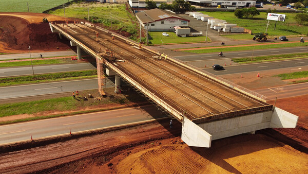 Las obras de la vía de acceso al nuevo Puente de Integración Brasil – Paraguay superan el 60% de avance | Locales | 5Días