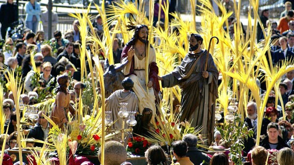 Domingo de Ramos: “El 90 % de los paraguayos va a las iglesias y templos llevando sus palmas”