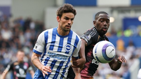 Brighton de Diego Gómez iguala con Leicester