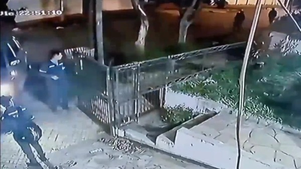 Roban camioneta de hombre frente a su propia casa - 1000 Noticias