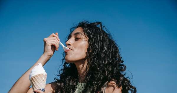La Nación / Día Mundial del Helado: cómo este postre puede ser el compañero ideal para aliviar el estrés