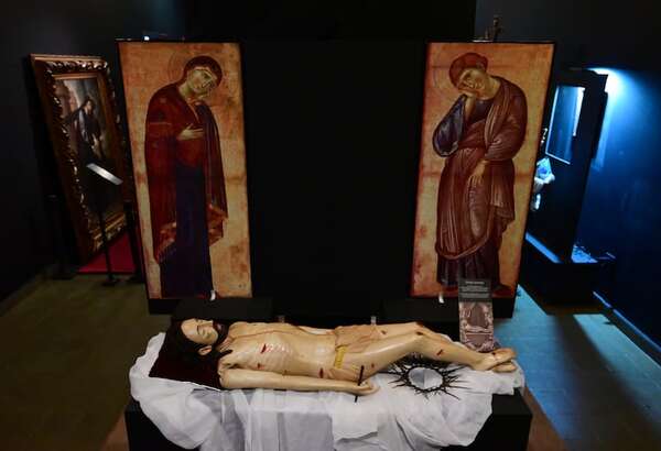 Nuevas visiones de la pasión de Jesús en el arte - ABC Revista - ABC Color
