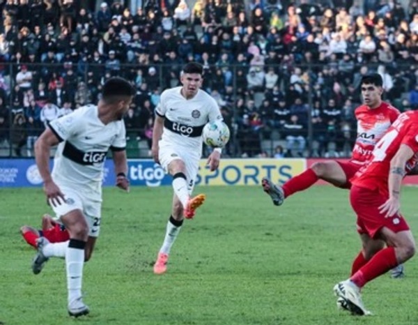 Olimpia y Sportivo Ameliano se miden en el ueno Defensores del Chaco - ADN Digital