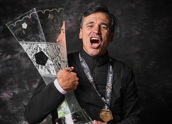 Versus / ¡Olimpia ya eligió a su nuevo director técnico!