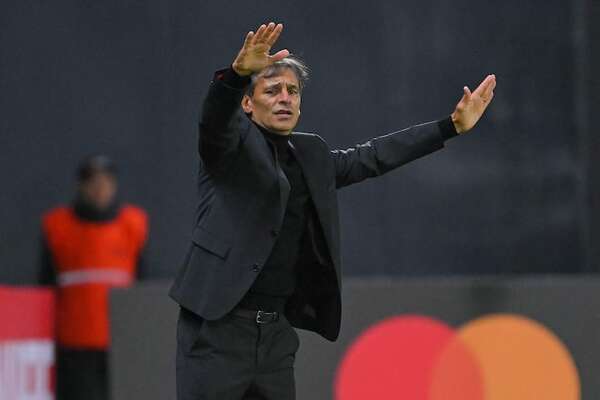 Fabián Bustos, el nuevo técnico franjeado - Olimpia - ABC Color