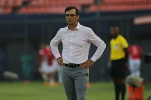Versus / El monto que debe abonar Olimpia por la rescisión de salida de su nuevo DT