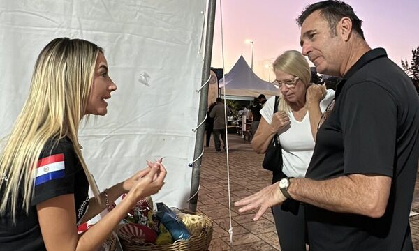 La conductora Gi Britos hizo degustar comidas típicas paraguayas en Cancún