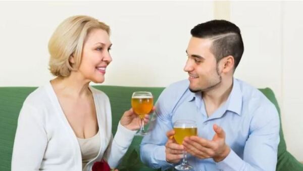 "Tengo una fantasía sexual con mi suegra que ya no aguanto"