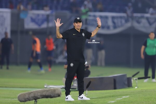 Versus / Aureliano Torres apunta a la clave que sacará a Olimpia del mal momento