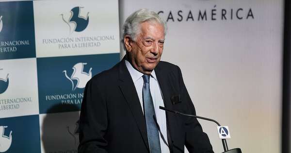 La Nación / Mario Vargas Llosa, el último representante del “boom” latinoamericano