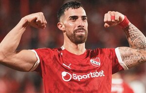Versus / Gabriel Ávalos se luce con un doblete en el triunfo de Independiente