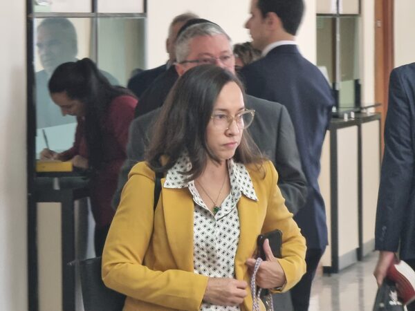 Debe iniciar audiencia preliminar para exjuez civil Tania Irún - PDS RADIO Y TV