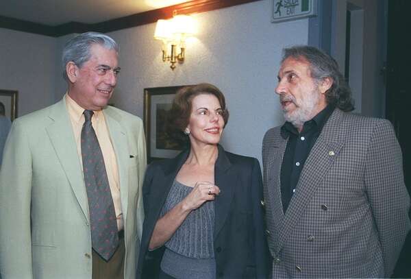 Mario Vargas Llosa, sus visitas y reflexiones sobre Paraguay - Literatura - ABC Color
