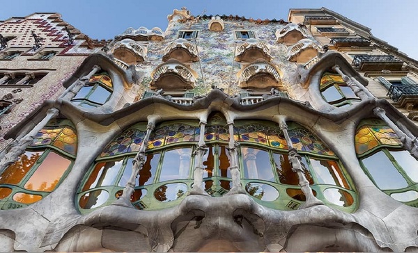 Gaudí, el arquitecto de Dios a un paso hacia la santidad - OviedoPress