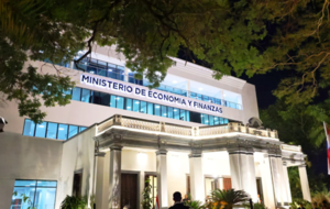 Finanzas, Educación y Salud lideran ejecución del presupuesto en marzo
