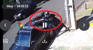 Motociclista se apoderó de objetos de un joven en Encarnación