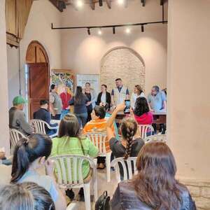 Jóvenes se capacitan para impulsar el desarrollo del turismo en Paraguarí - Nacionales - ABC Color