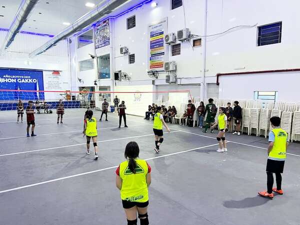 Arrancó el 2° Torneo Deportivo Inter-Curso de Nihon Gakko - Polideportivo - ABC Color