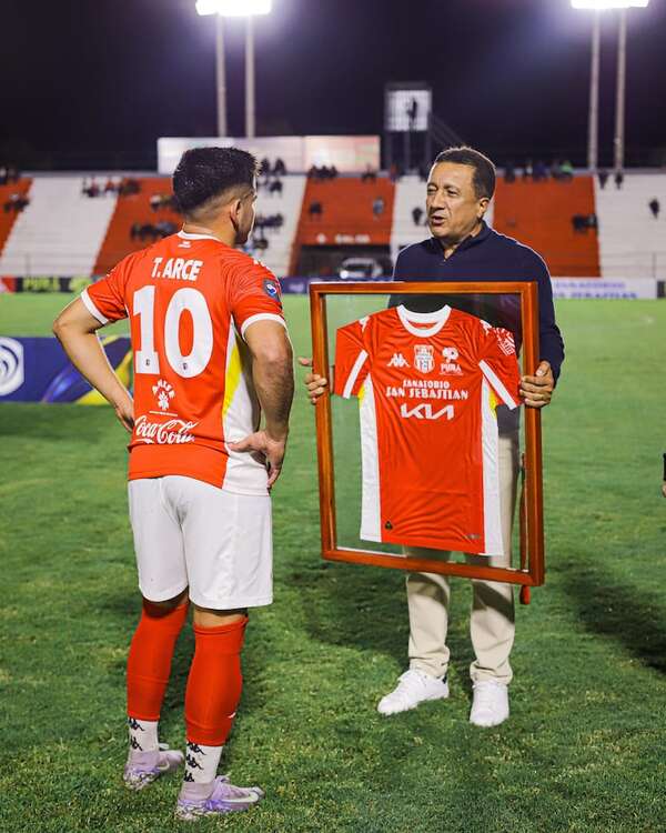 General Caballero JLM: Teo Arce, 100 partidos con la formación militar - General Caballero JLM - ABC Color