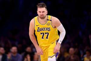 Luka Doncic encabeza la lista de camisetas más vendidas de la NBA en la temporada 2024-25 - Polideportivo - ABC Color