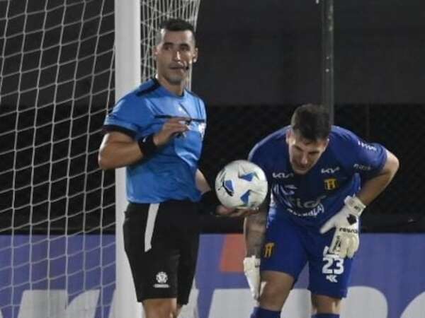 Gaspar Servio quedaría fuera ocho meses tras grave lesión - Guaraní - ABC Color