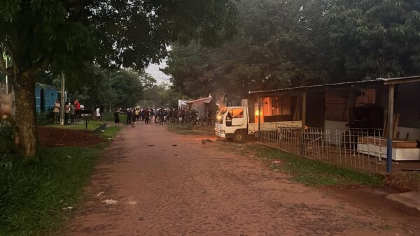Turba atacó vivienda de carpintero que habría matado a presunto ladrón - Unicanal