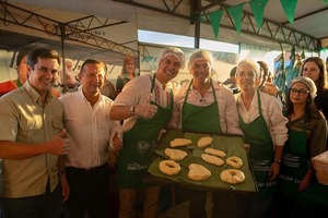 Arrancó feria agrícola en la Costanera: Peña y la primera dama se sumaron al “Chipa Apo” - ADN Digital