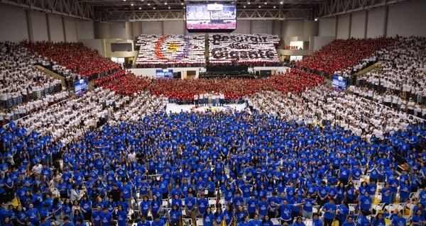 Entrega histórica becas recibieron 6.796 jóvenes estudiantes