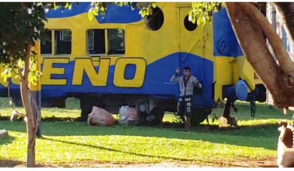 “La casa de los chespis”: Adictos ocupan vagones ante desidia municipal •