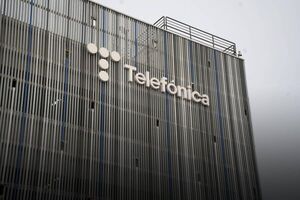 Telef贸nica acelera la salida de M茅xico, Chile, Uruguay y Ecuador tras la liquidaci贸n de Per煤