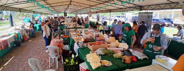 Exitosa Feria de la Agricultura Familiar: los productos más buscados por Semana Santa - Nacionales - ABC Color