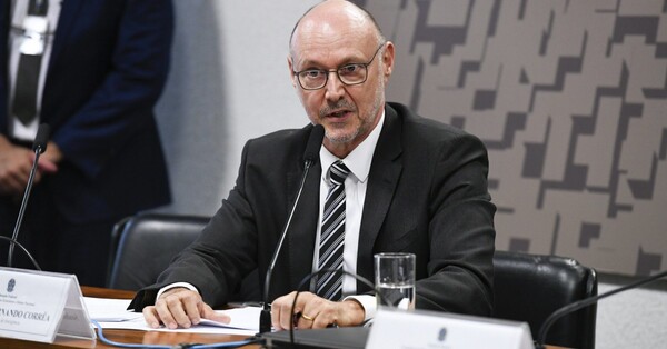 Citan a declarar al jefe de la inteligencia brasileña por el caso de espionaje contra Paraguay