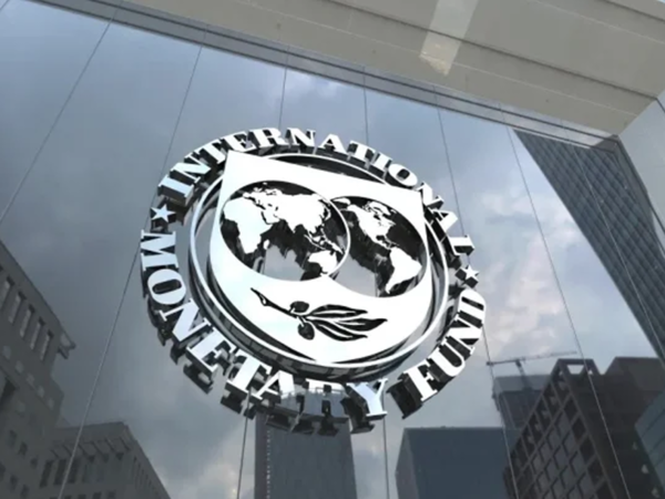 FMI alerta: migración impulsa productividad económica