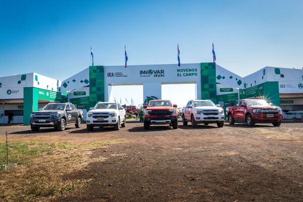 Ford, camioneta oficial de Innovar 2025, anunció lanzamiento de su nueva Ranger Raptor