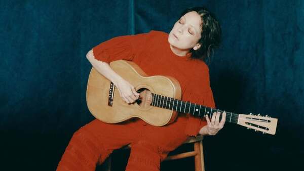 Natalia Lafourcade presenta Cancionera, una nueva faceta íntima que marca sus 40 años
