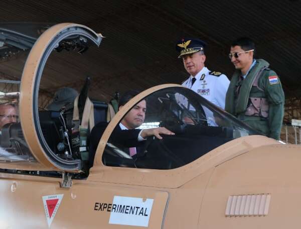 Revelan cómo van quedando los Super Tucano que llegarán a Paraguay - Nacionales - ABC Color