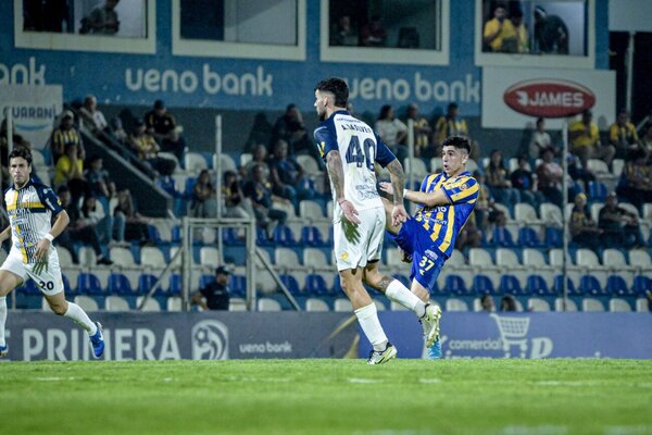 Versus / Luqueño tuvo su premio con un golazo de Lautaro Comas