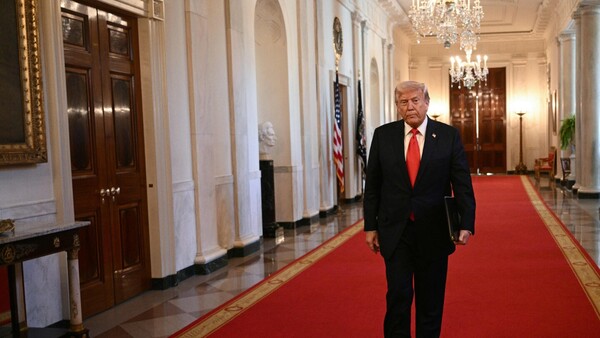 Estados Unidos planea cerrar casi 30 embajadas y consulados en el extranjero