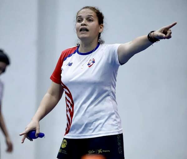 Repechaje de balonmano: Entrenadora Marizza Faría presentó selección - Polideportivo - ABC Color
